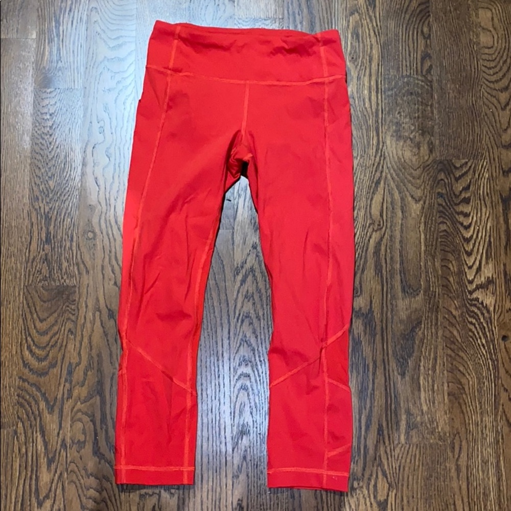 LULULEMON red leggings size 4